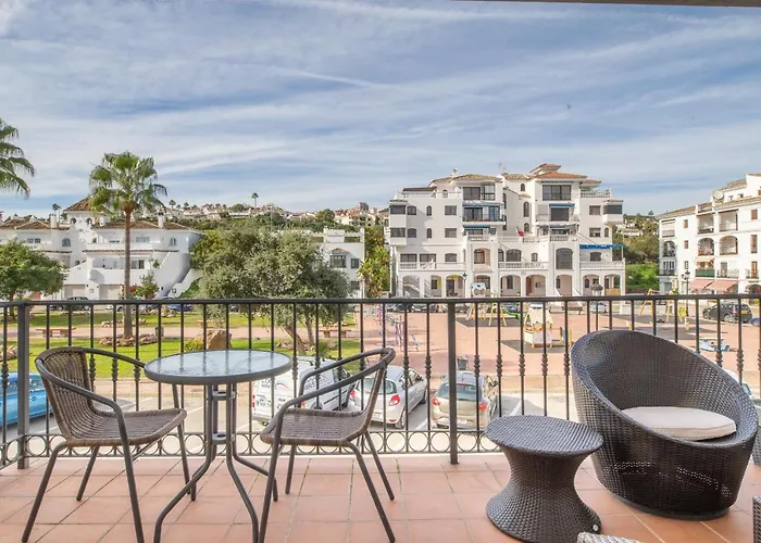 2261-Superb Apt On The Beach, On Duquesa Harbour
