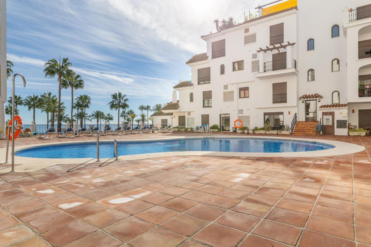 2261-superb On The Beach, On Duquesa Harbour Manilva